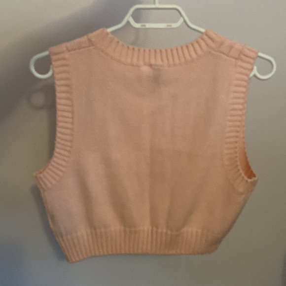 Knitted pink sweater - Picture 2 of 2
